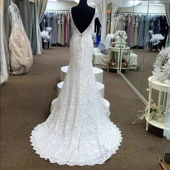 Justin Alexander FW18 #88017 - Picture 4 of 10